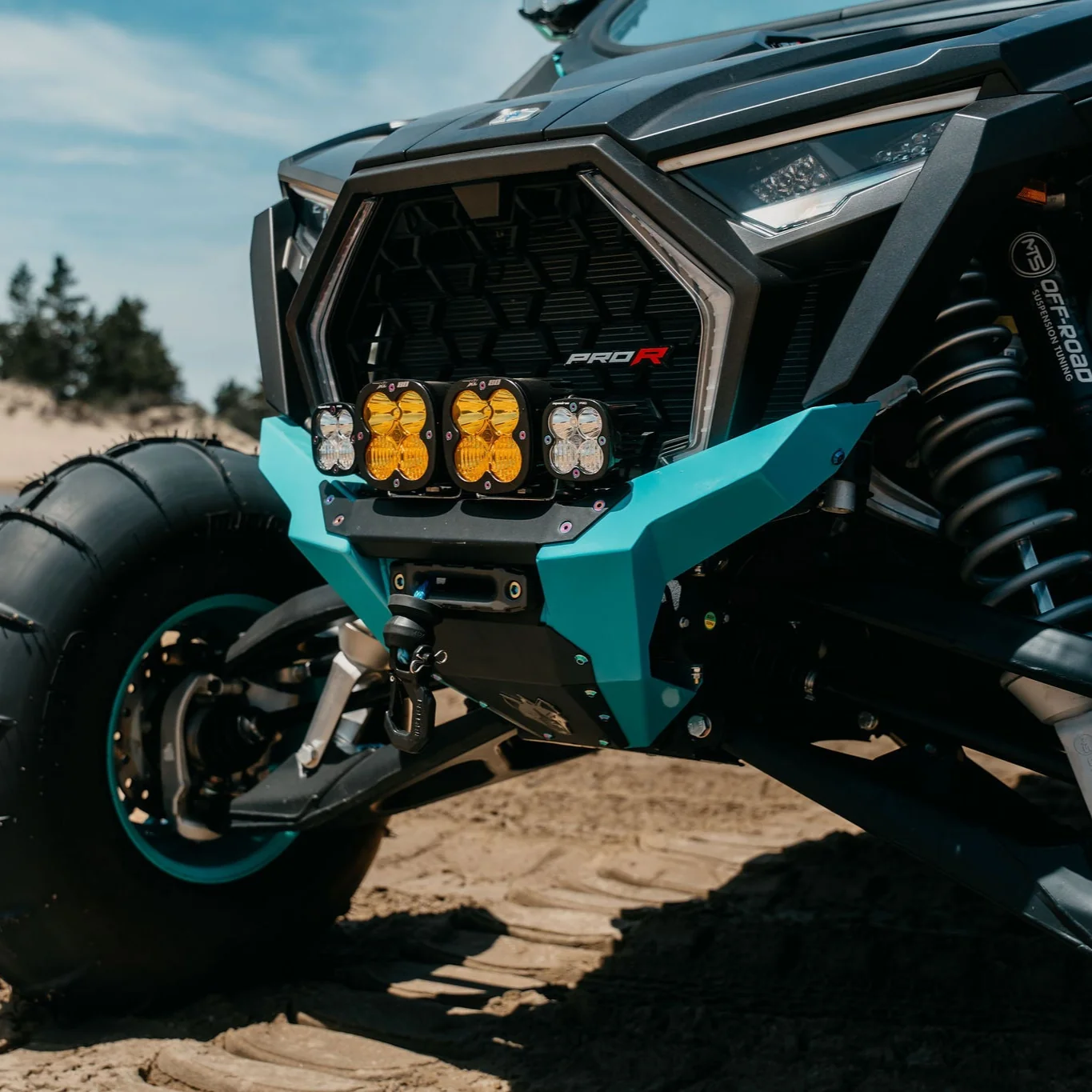 2025+ RZR Pro R Plate Winch Bumper - Image 3